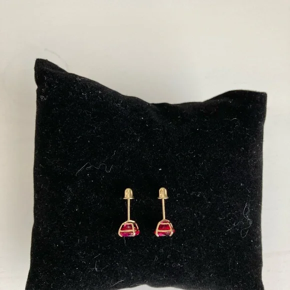 Ruby earrings - Picture 2 of 2